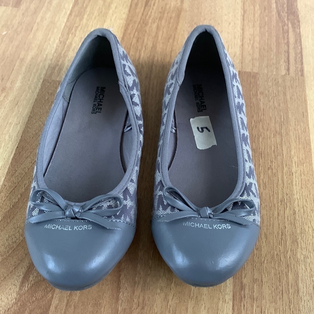 MICHAEL Kors Gray Flats